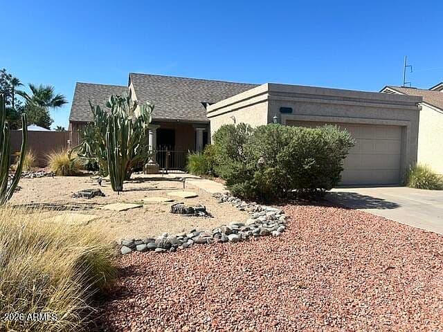 1225 E KRISTAL Way photo 2