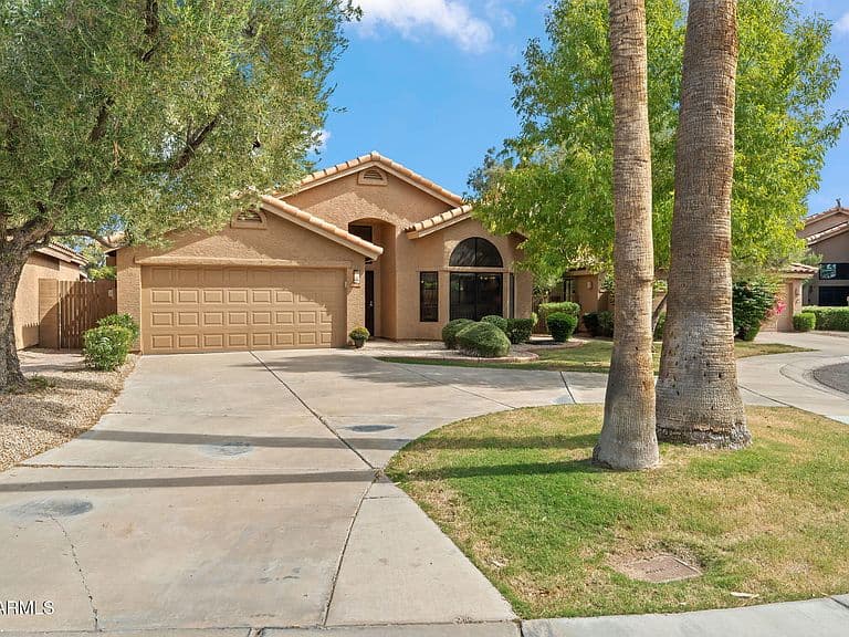 15641 N 51ST Street photo 2