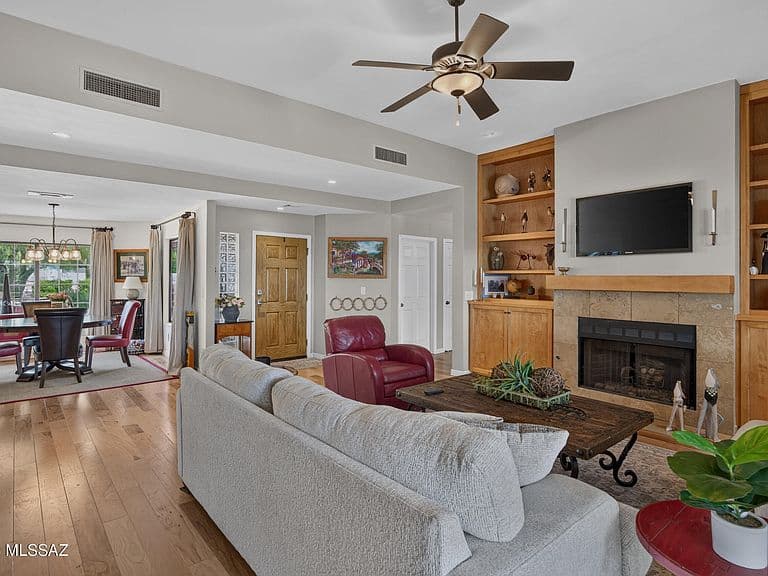 1154 W Masters Cir photo 5