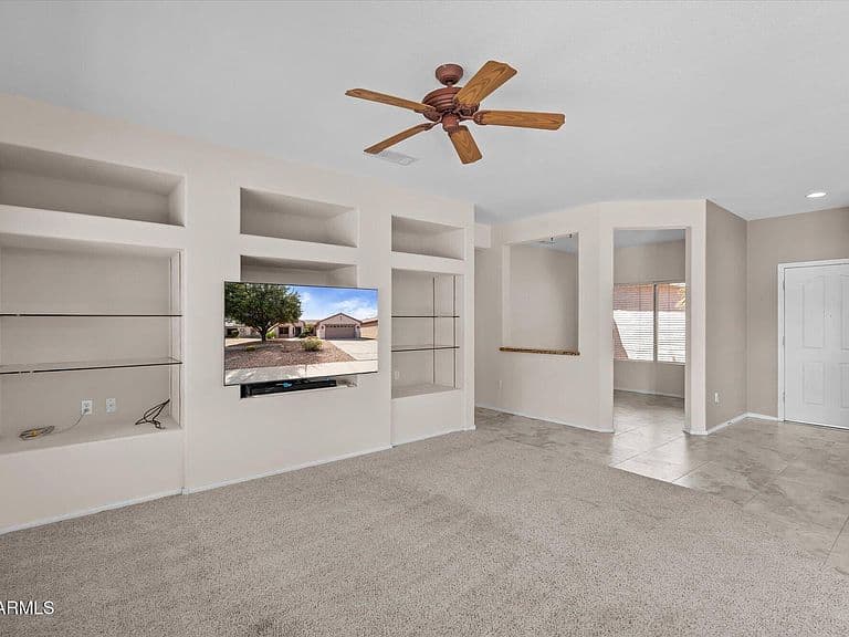 15327 W ECHO CANYON Drive photo 3