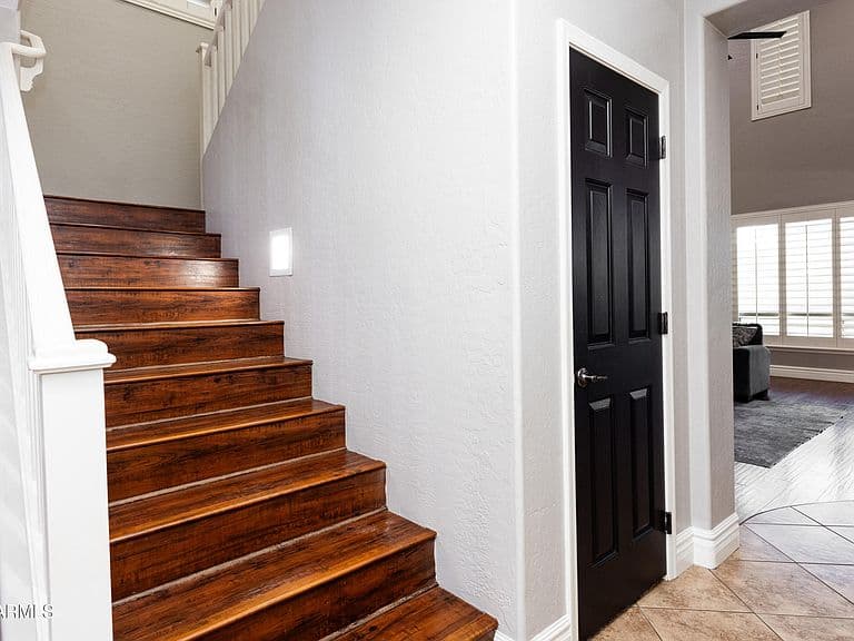 1507 E Bluebird Ct photo 5