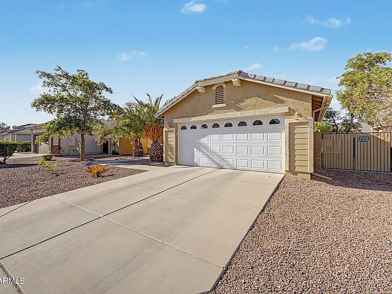 1964 W SAWTOOTH Way photo 3