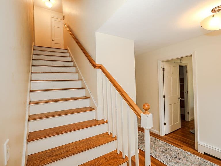 14 Pinewood Drive photo 2