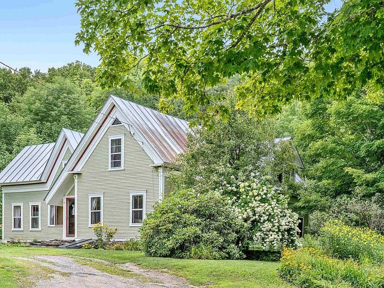 711 Scribner Road photo 3