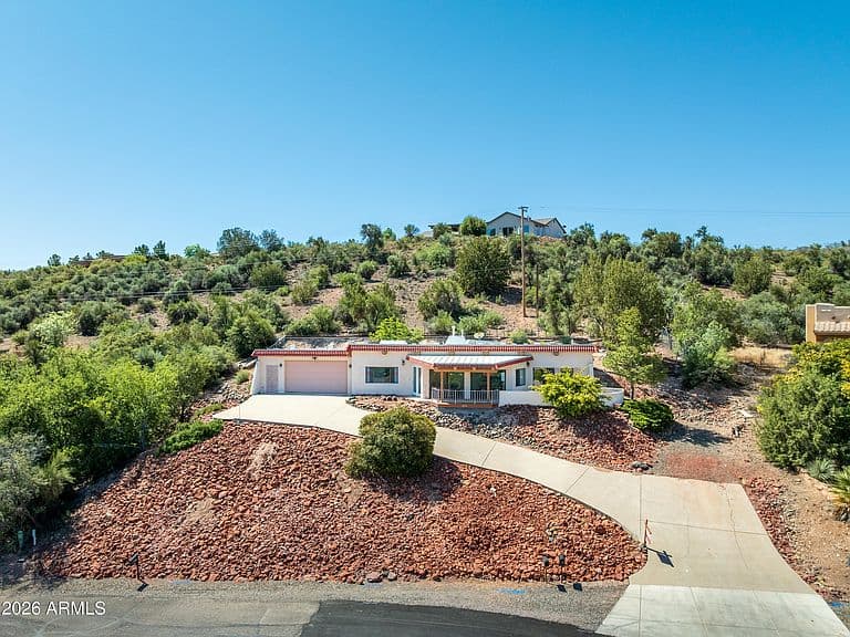 201 E PAPAGO Lane photo 1