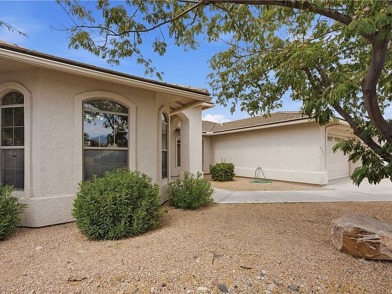 2281 Mesa Drive photo 4