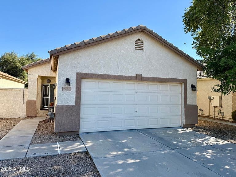 599 W COLT Road photo 1