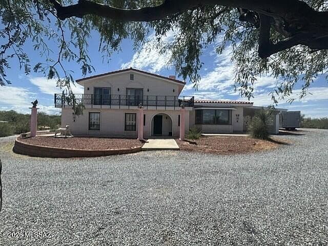 890 W Jennella Dr photo 1
