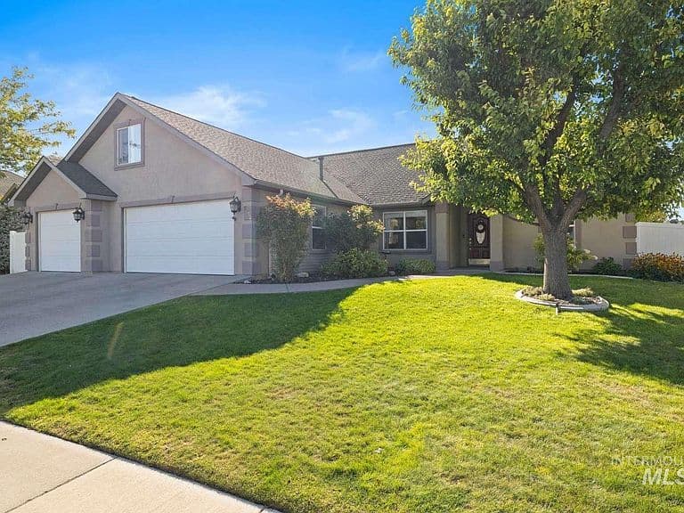 2662 Joshua Way photo 2