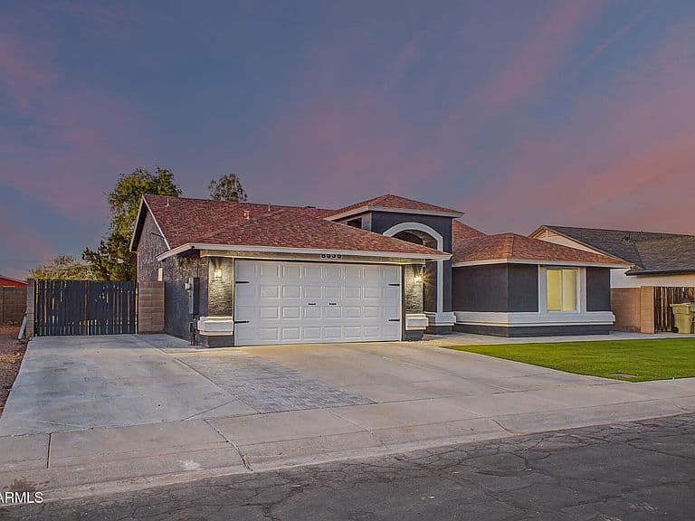 8536 W OCOTILLO Road photo 3