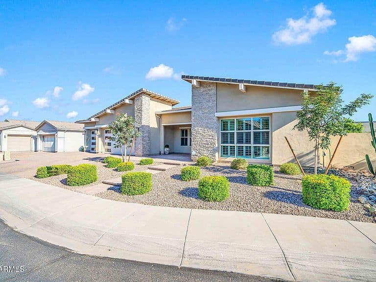 13851 W BLOSSOM Way photo 2