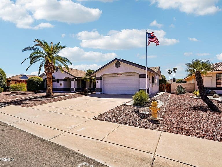 14717 W BUTTONWOOD Drive photo 4