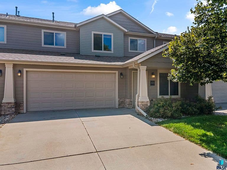 2905 E Indigo Pl photo 1