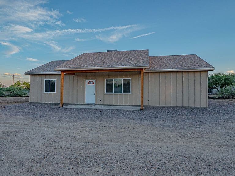 1433 W Lebanon Springs Trl photo 1