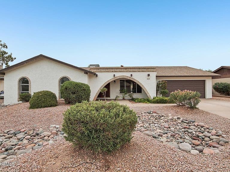 2025 E PEGASUS Drive photo 1
