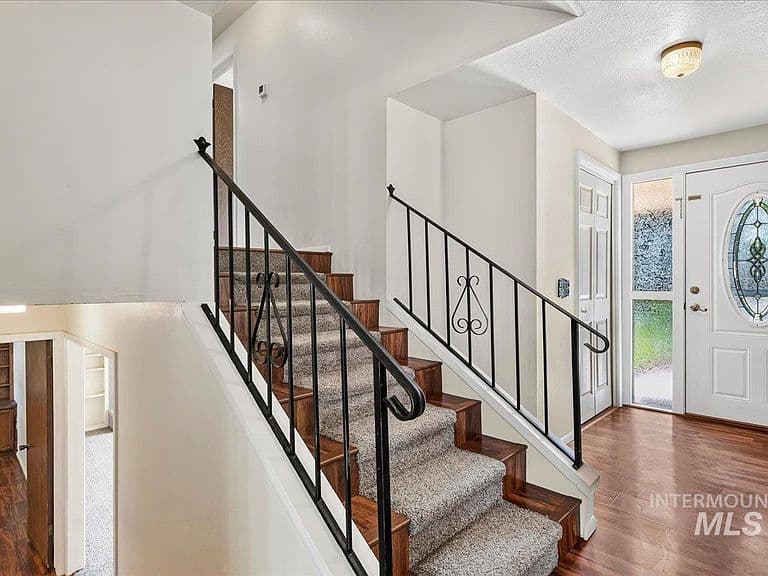 12592 W Freedom Dr photo 4