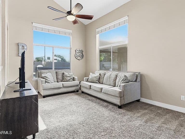13287 W HOLLY Street photo 4