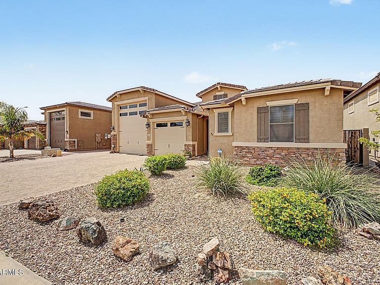 24112 N CORN Circle photo 2