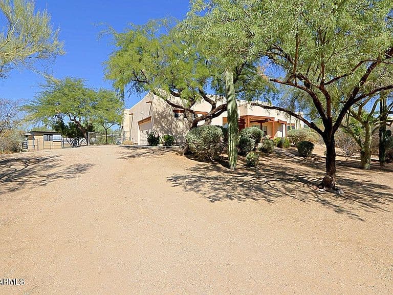 6032 E DUANE Lane photo 5