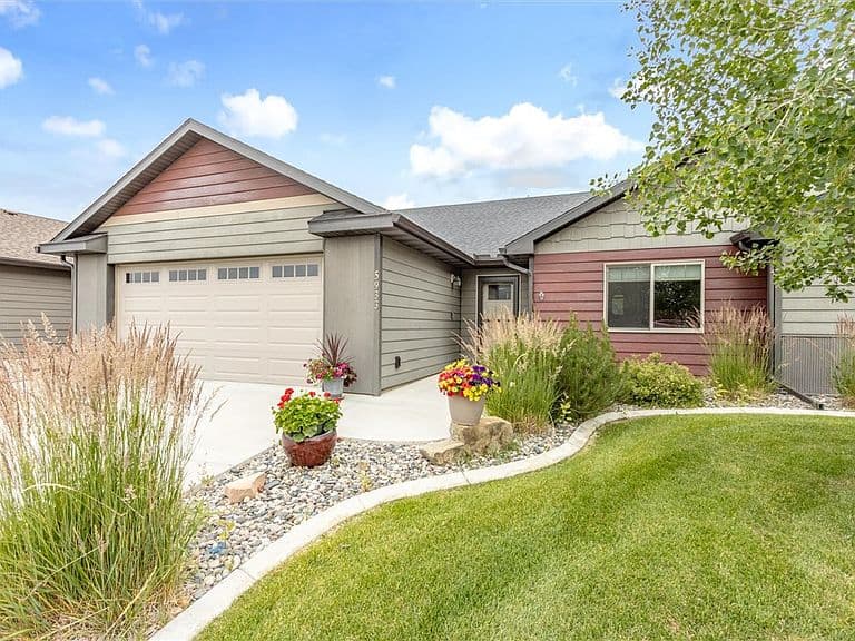 5933 Foxtail Loop photo 2