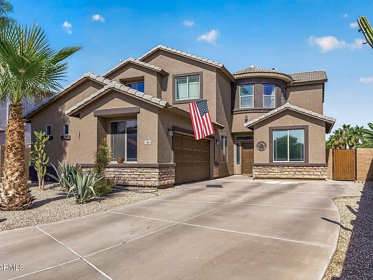 20621 N JONES Drive photo 2