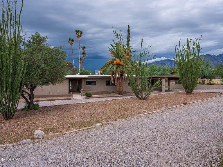 4521 N Bear Canyon Rd photo 1