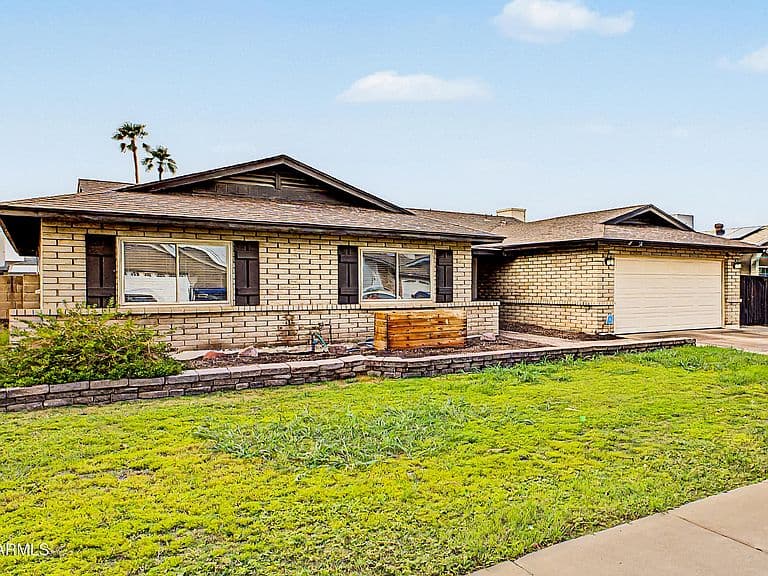 5432 W Dahlia Drive photo 2