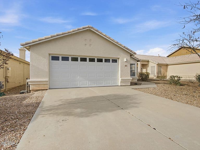 8200 S Via Elemental photo 1