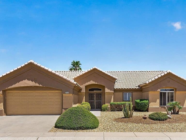 15624 W SENTINEL Drive photo 3