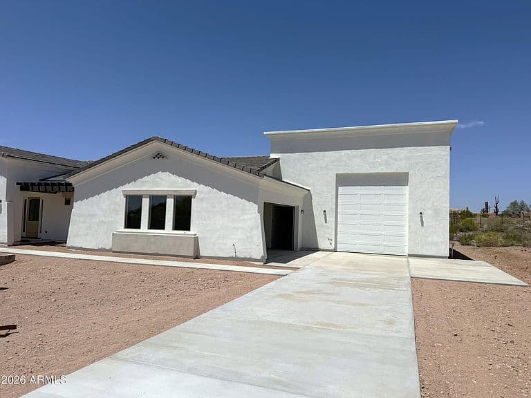 684 N MOON Road photo 2