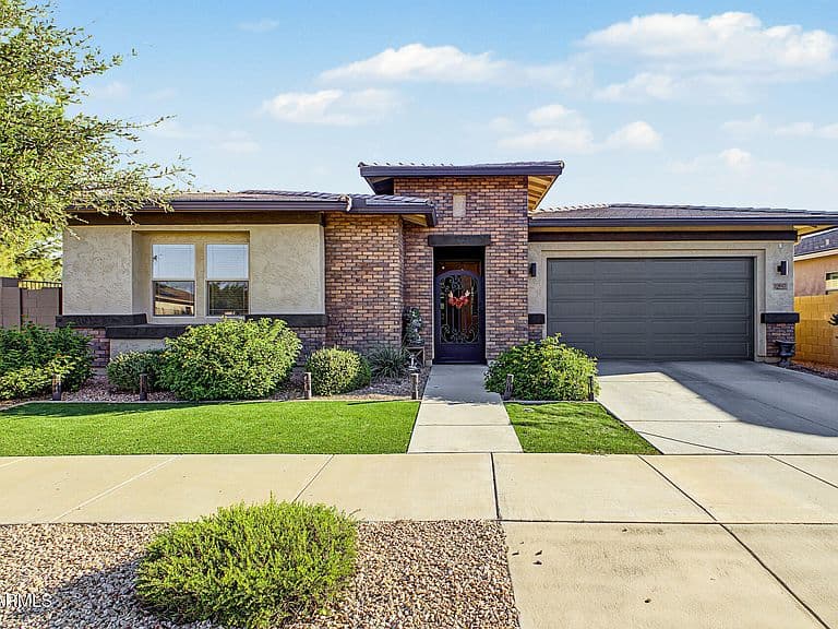 22667 E STONECREST Drive photo 2