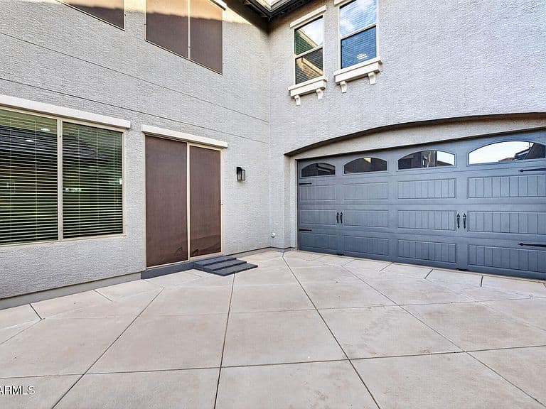 19137 E KINGBIRD Drive photo 2