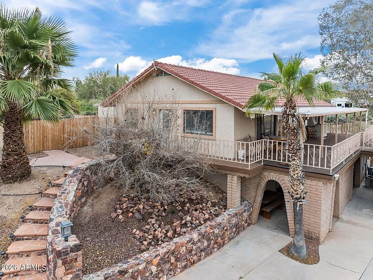 630 S 333RD Avenue photo 2
