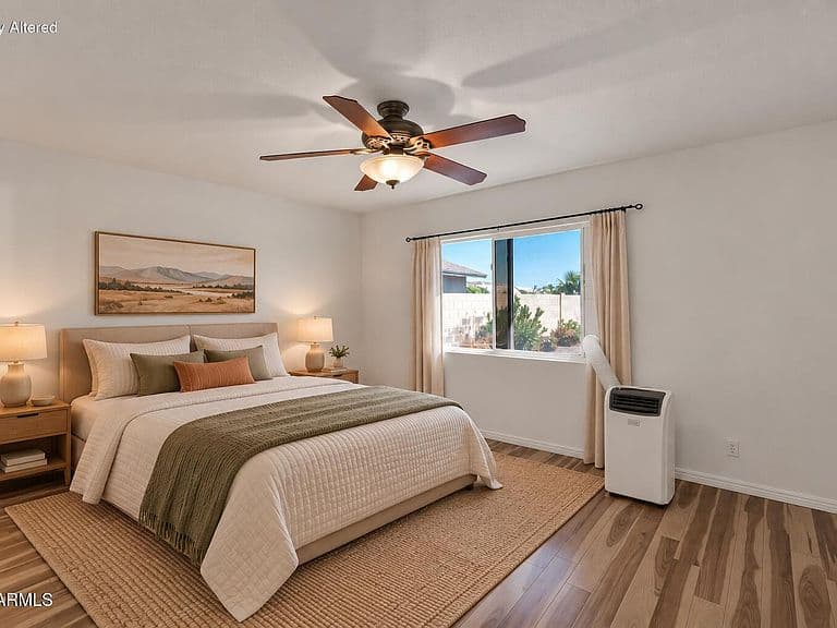 3041 S DATE Street photo 5