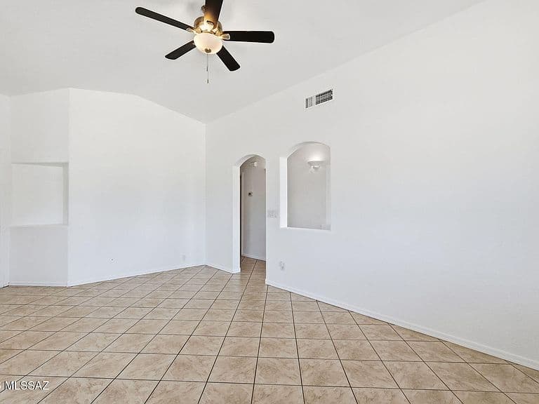 6574 W Blythe Pl photo 3