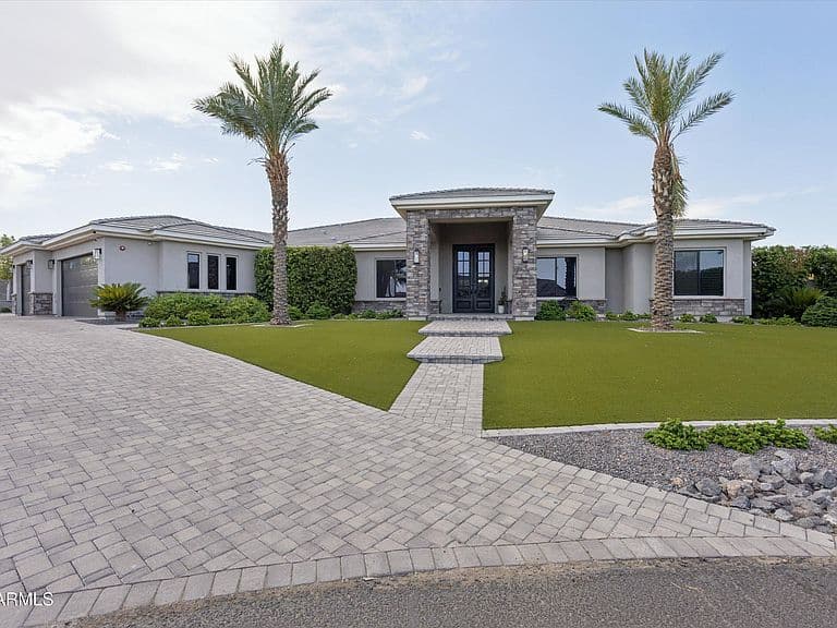 18232 W SAN JUAN Court photo 2