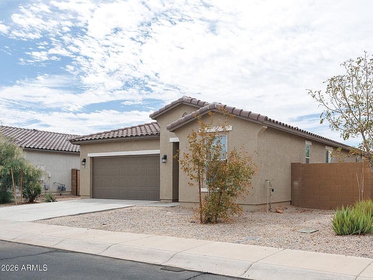 287 E TAHITI Drive photo 3