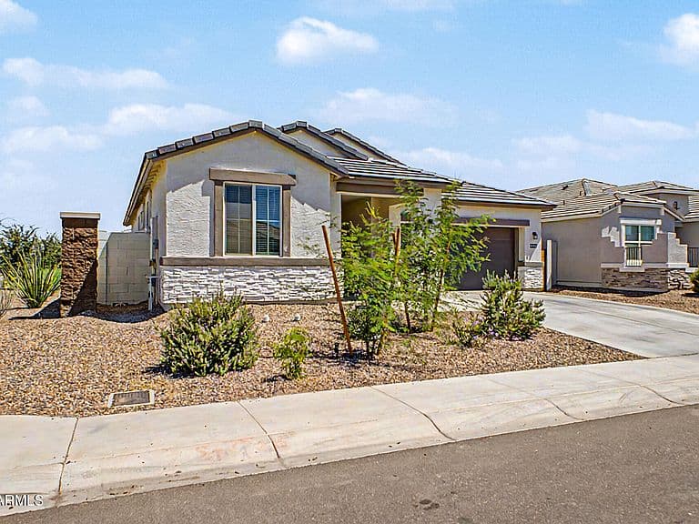 10410 W SONRISAS Street photo 4