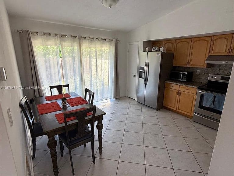 12413 SW 112th Ter photo 4