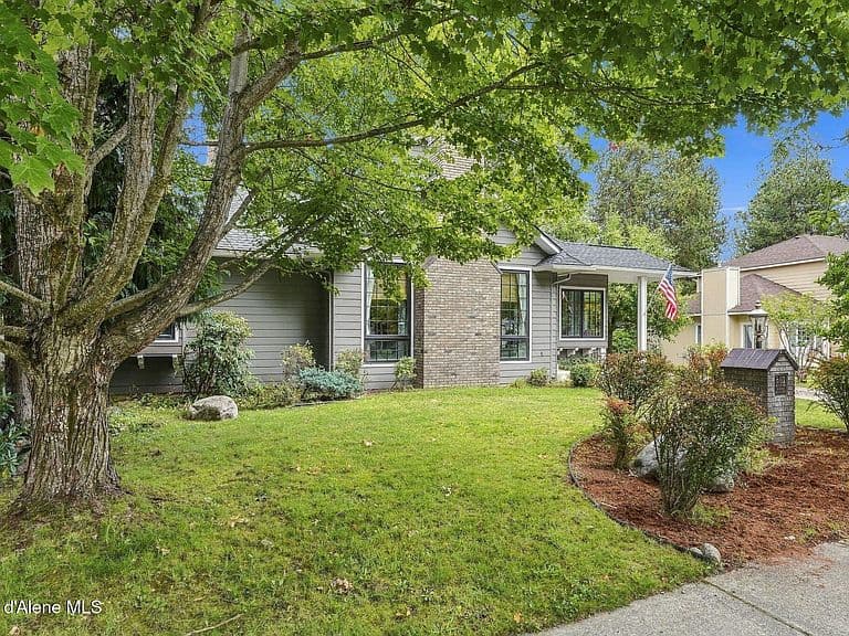 501 S Riverside Harbor Dr photo 3