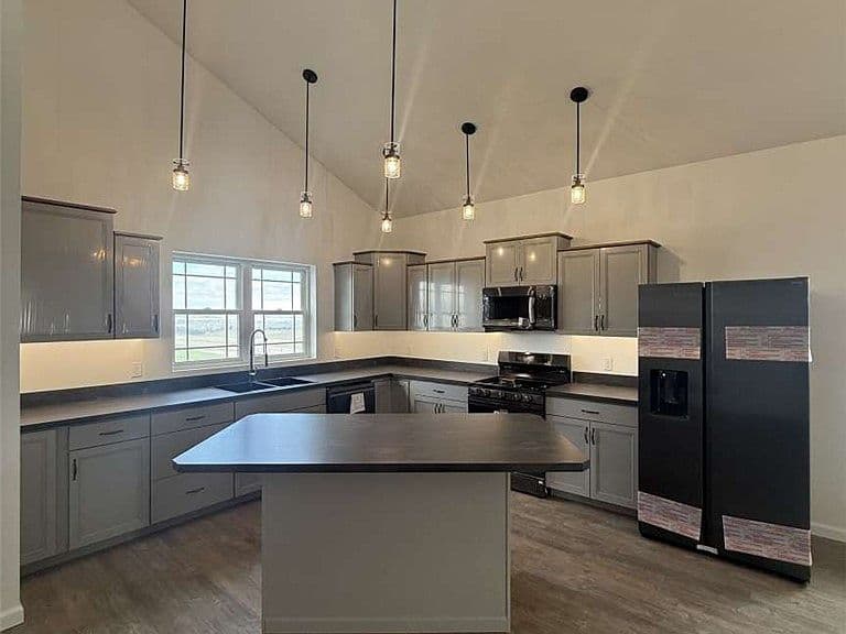 4801 Eco Built Way photo 3