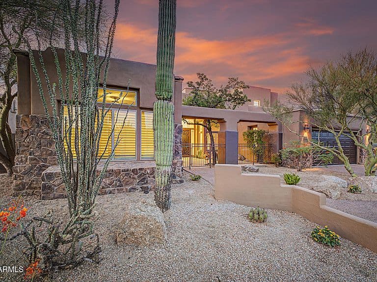 11082 E MARK Lane photo 5