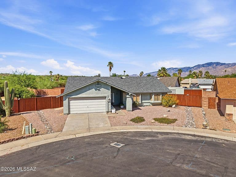 9724 N Oak Shadows Pl photo 1