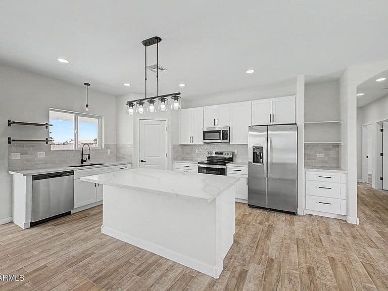 13642 S DEL RIO Road photo 4