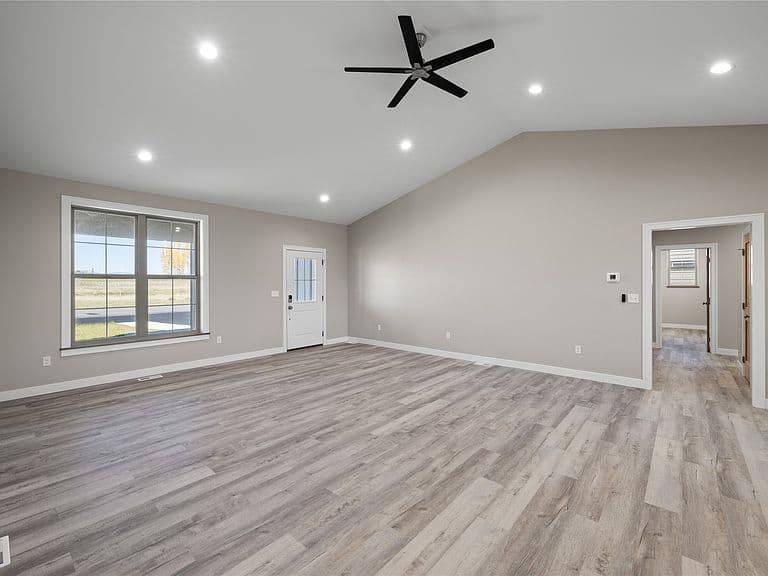 1002 Sagebrush Ln photo 4
