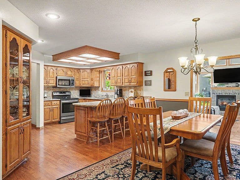 3301 E Marson Dr photo 3