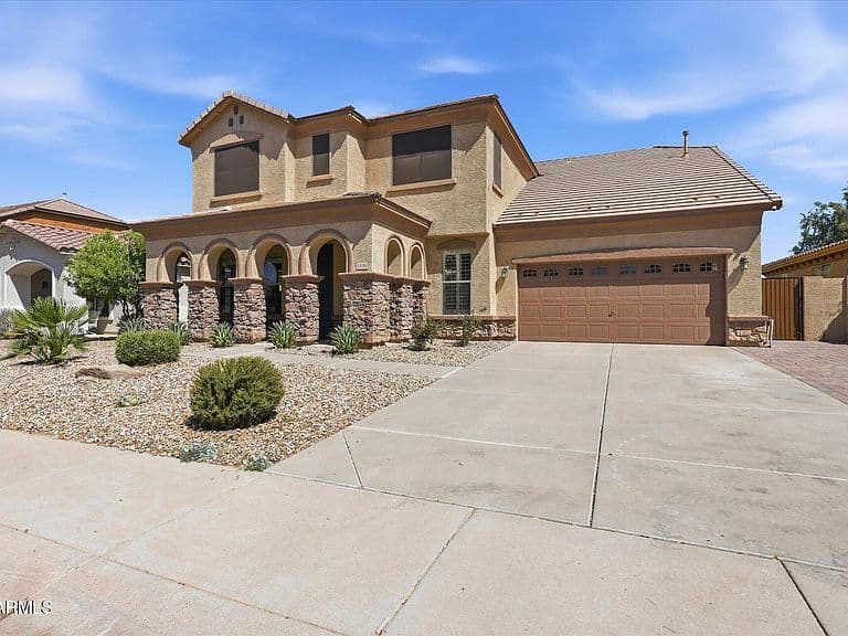 3108 E RIDGEWOOD Lane photo 4