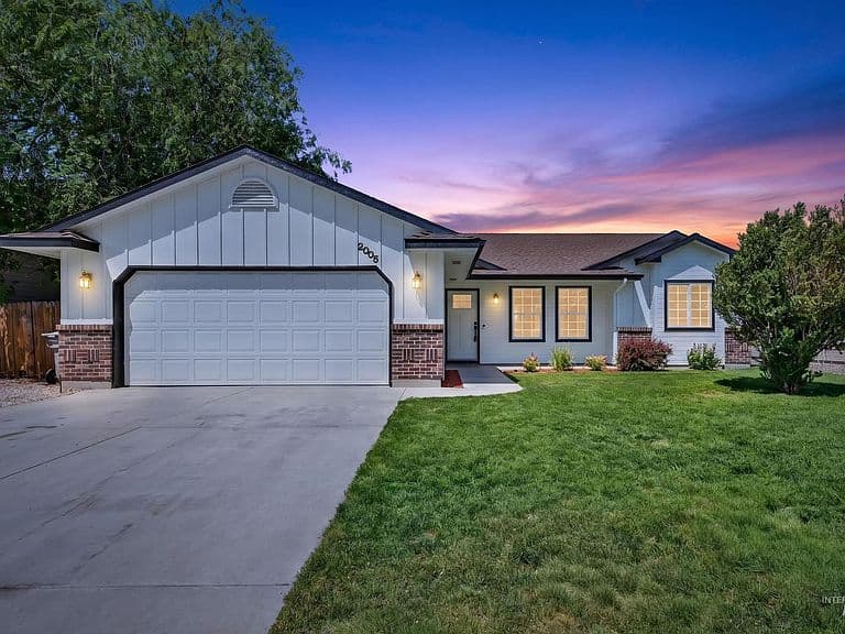 2005 S Crimson Rose Way photo 3