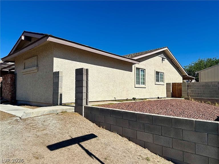 3880 El Paso Dr photo 5