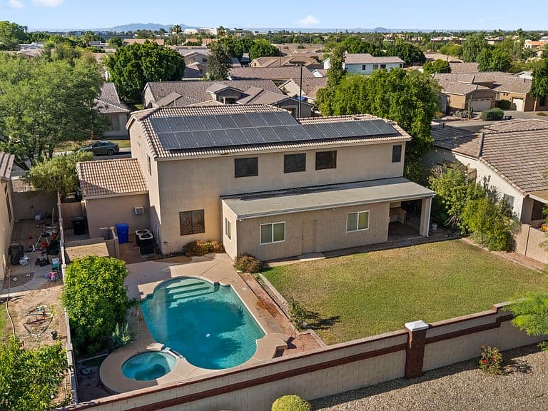 2109 W WILDHORSE Drive photo 4